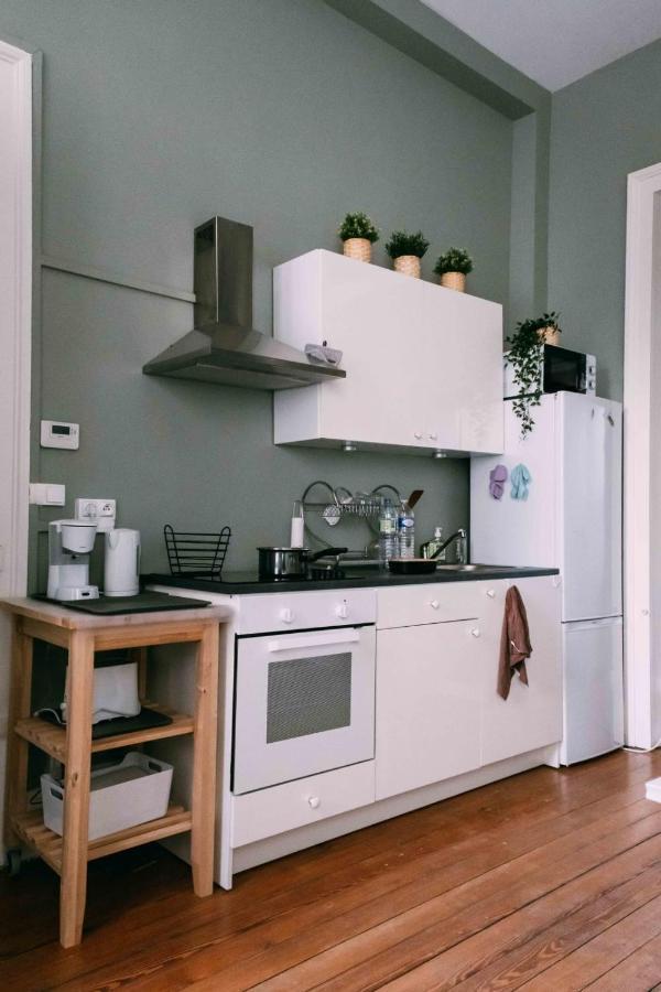 Charming Apartment With Terrace In Lille Exterior foto